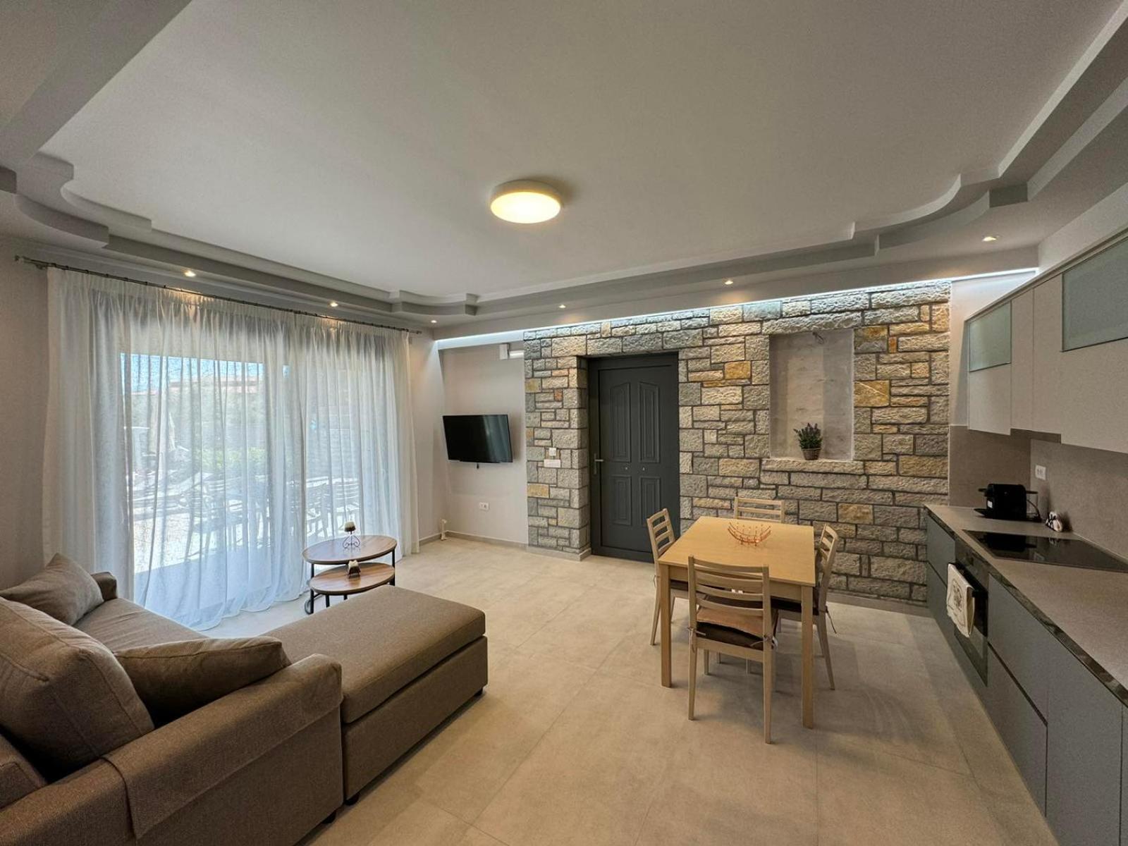 Iris Villas Complex Frínion Eksteriør billede