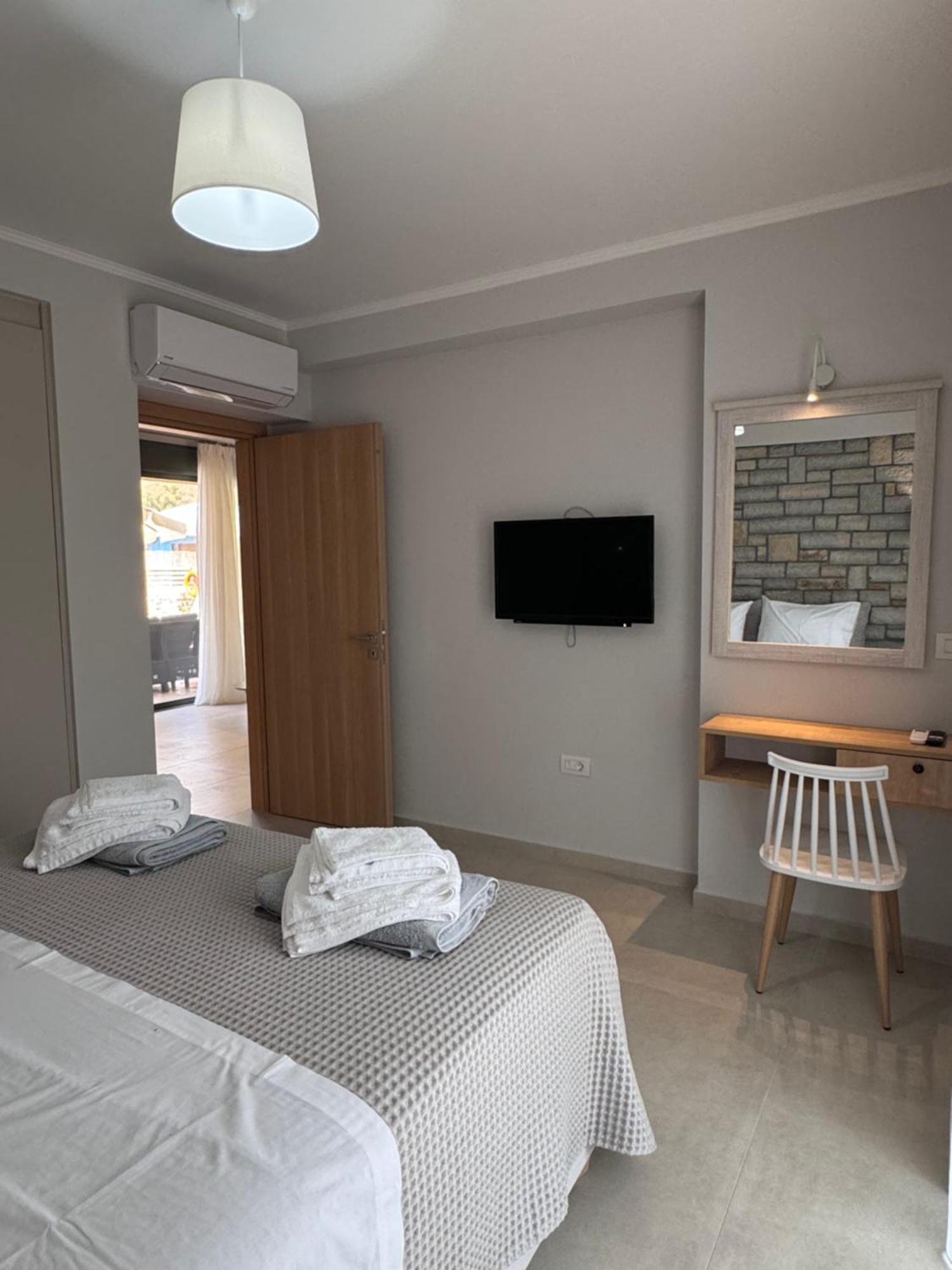 Iris Villas Complex Frínion Eksteriør billede